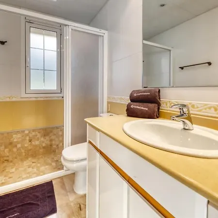 Sleeps 7 Pool Wifi * Lloret de Mar